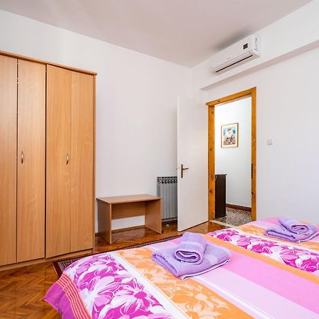 Apartments Sisic ドゥブロブニク 部屋 写真