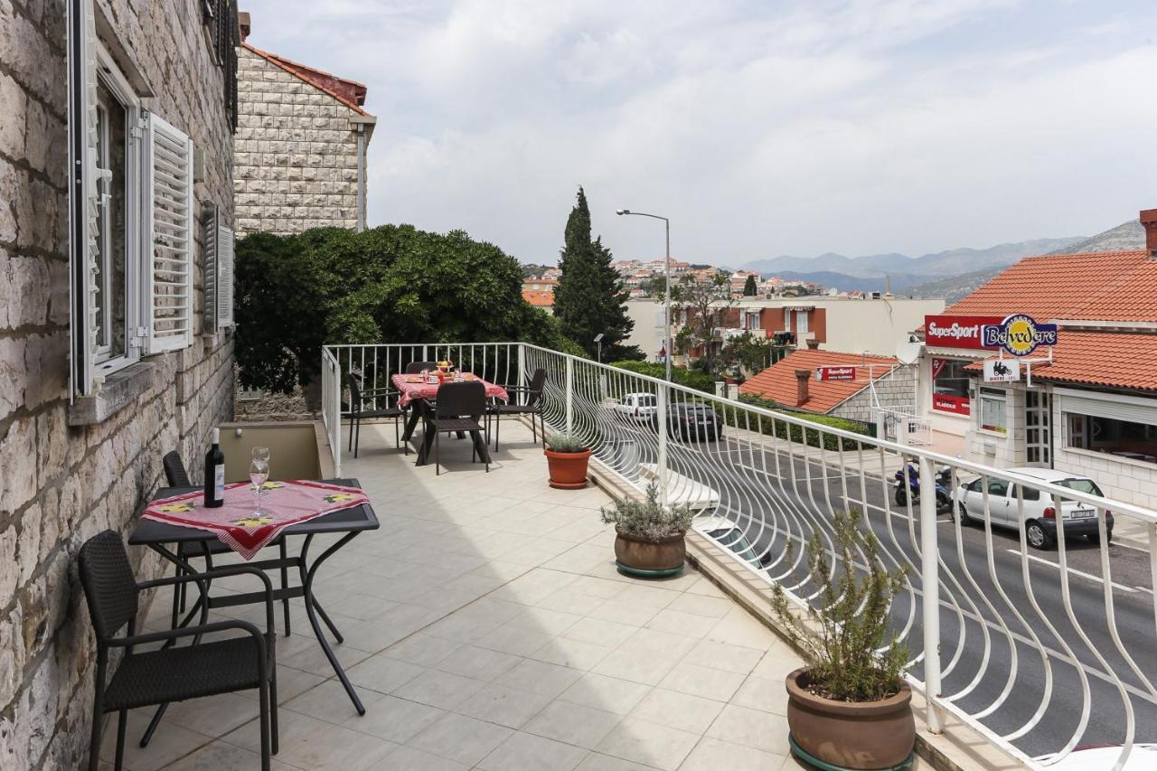 Apartments Sisic ドゥブロブニク 部屋 写真