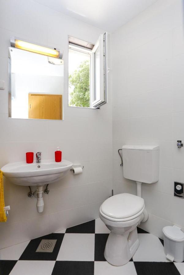 Apartments Sisic ドゥブロブニク エクステリア 写真